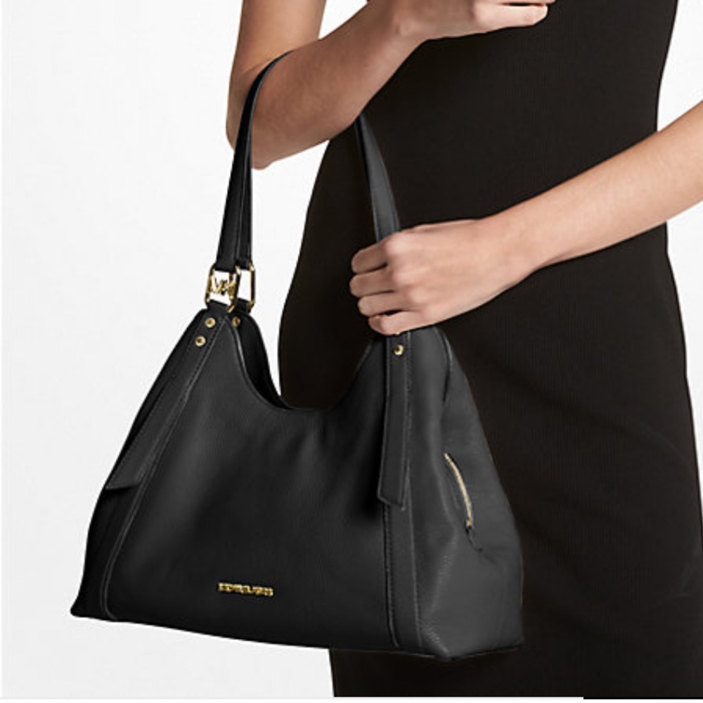Michael Kors Arlo Large Pebbled
Leather Shoulder Bag New